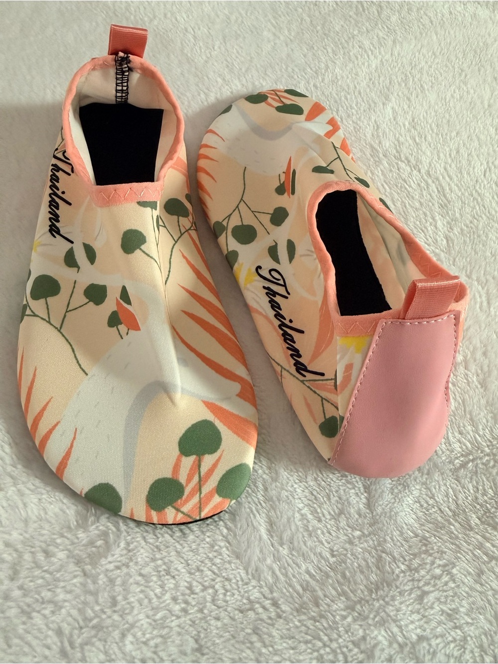 Womens Pink Botanical Slip-On Water Shoes
